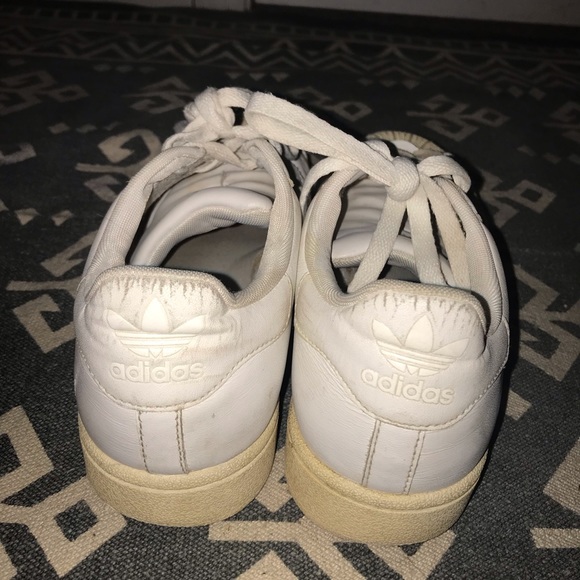 Adidas Shell Toe - Picture 2 of 5